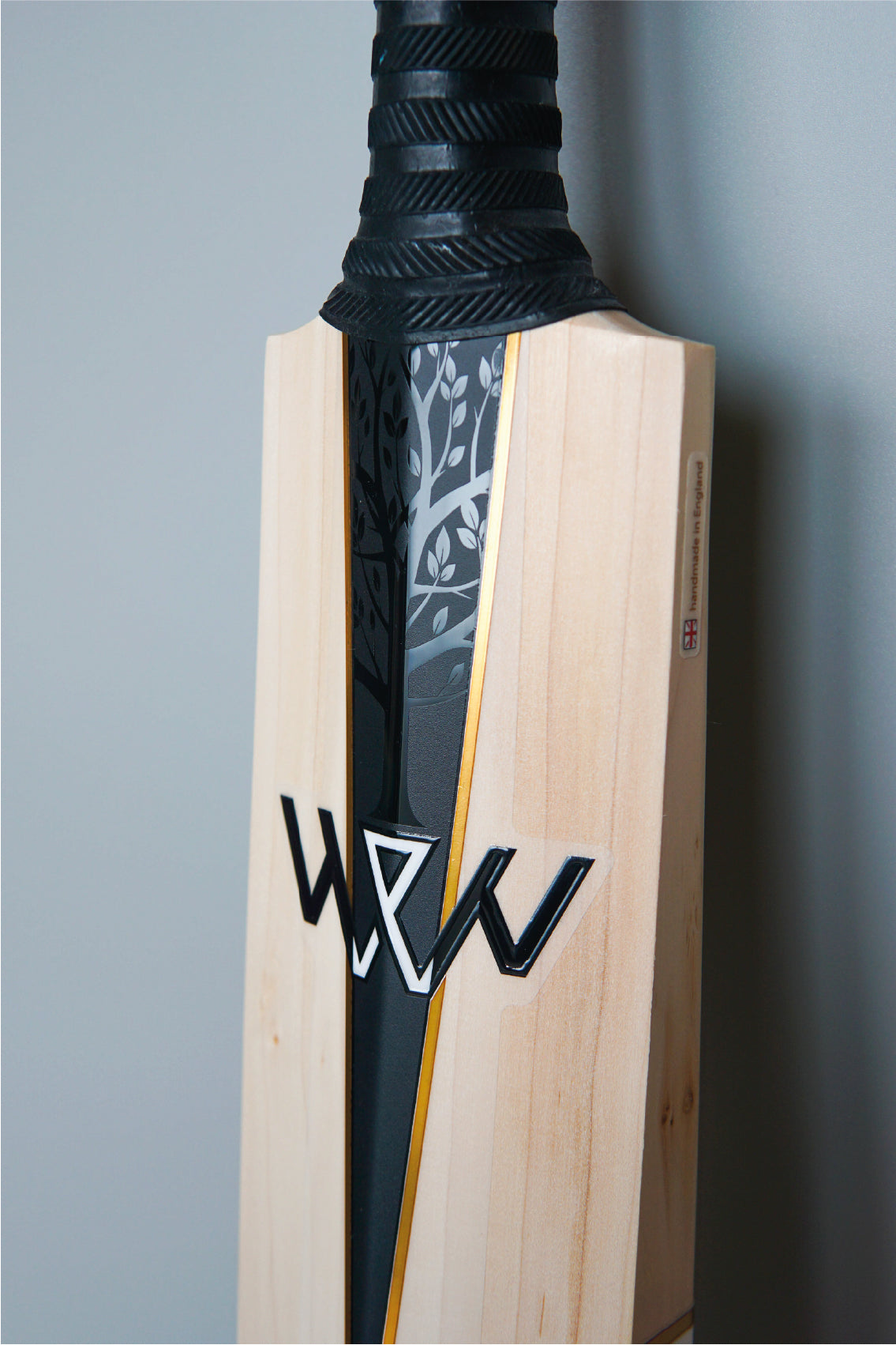 Each Willow Twin Nyx is individually handmade, with CNC-free manufacturing and individual in-house pressing and processing from cleft to bat